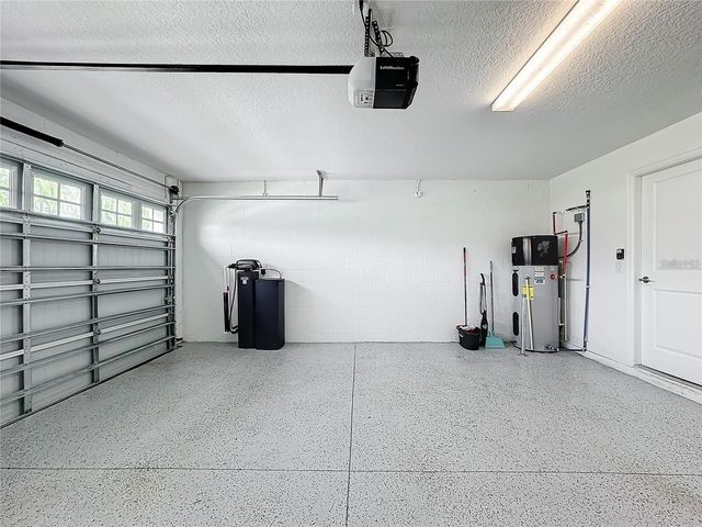 8886 FALLEN OAK DRIVE, Davenport, FL 33896