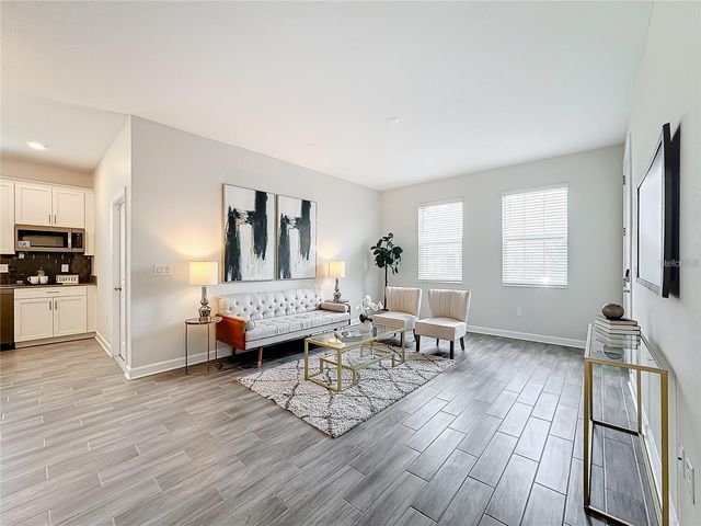 8886 FALLEN OAK DRIVE, Davenport, FL 33896