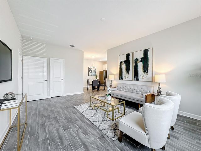 8886 FALLEN OAK DRIVE, Davenport, FL 33896