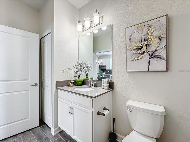 8886 FALLEN OAK DRIVE, Davenport, FL 33896