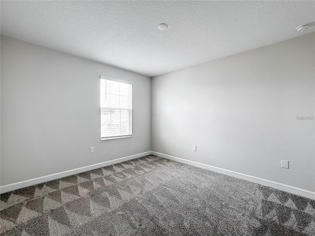 8886 FALLEN OAK DRIVE, Davenport, FL 33896