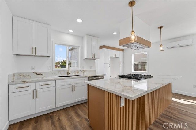 1095 E Phillips Blvd, Pomona, CA 91766