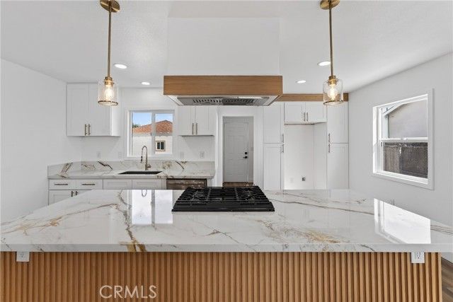 1095 E Phillips Blvd, Pomona, CA 91766