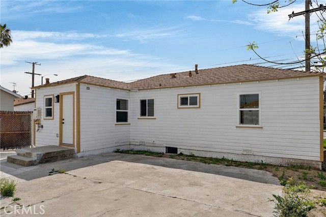 1095 E Phillips Blvd, Pomona, CA 91766