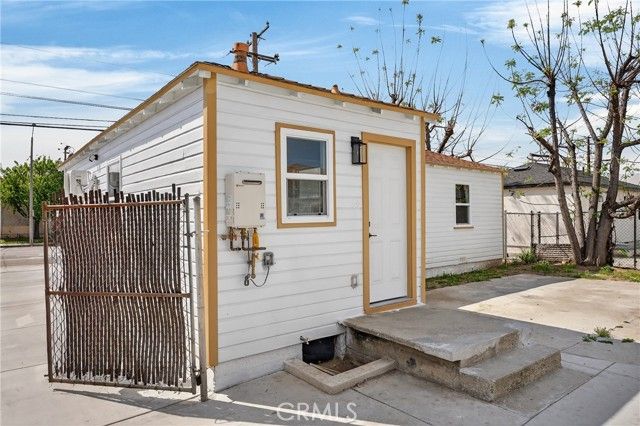 1095 E Phillips Blvd, Pomona, CA 91766