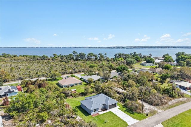431 Foxdale Road, Lake Placid, FL 33852