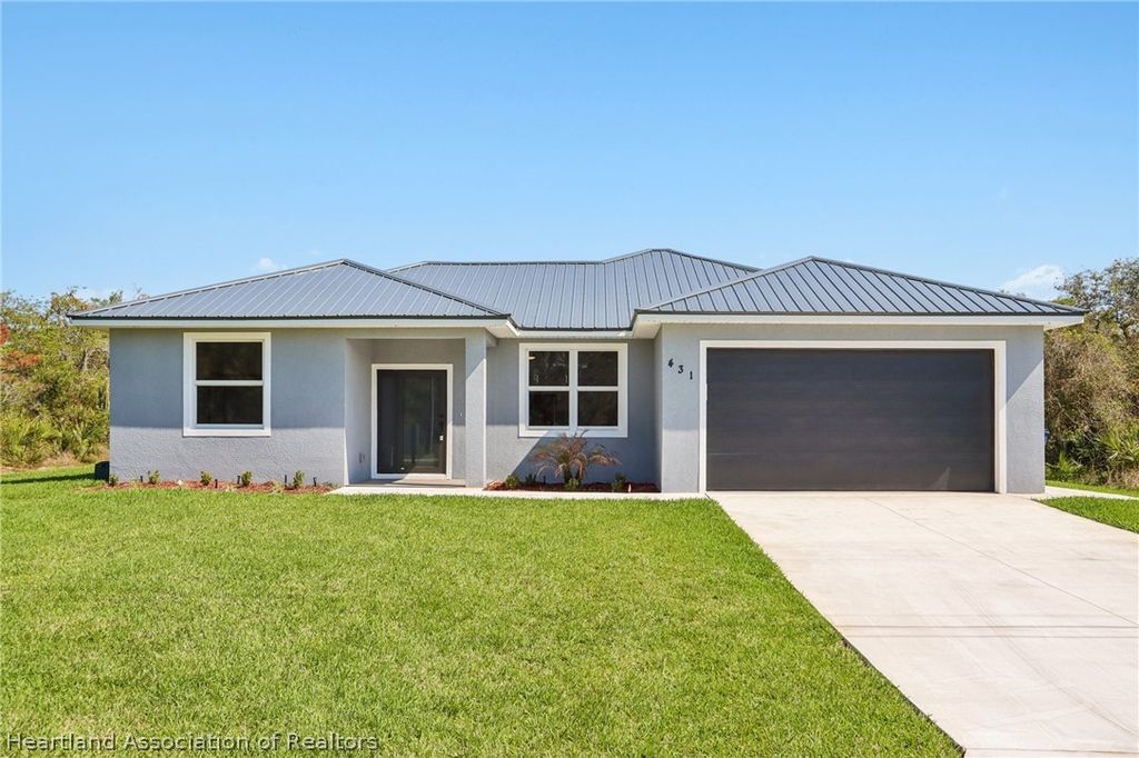 431 Foxdale Road, Lake Placid, FL 33852