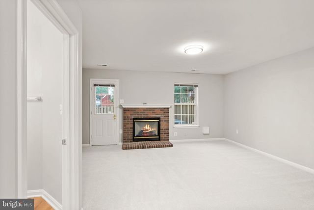 2477 SUGAR MILL WAY, Herndon, VA 20171