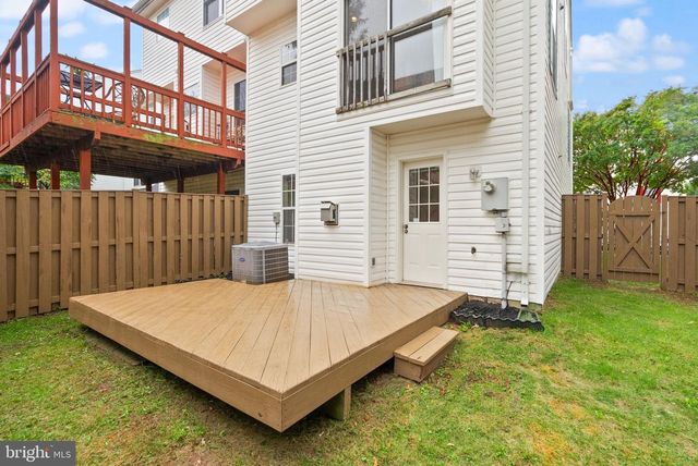 2477 SUGAR MILL WAY, Herndon, VA 20171