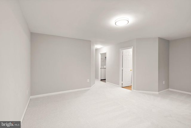 2477 SUGAR MILL WAY, Herndon, VA 20171