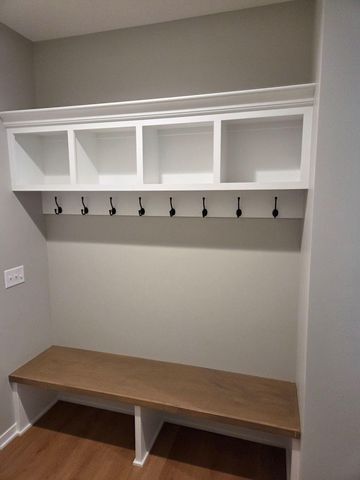 2586 Ashford Trail, Portage, MI 49024