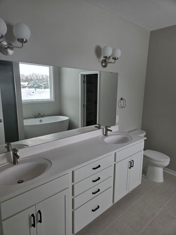 2586 Ashford Trail, Portage, MI 49024