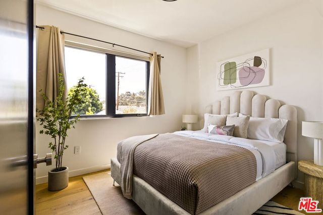 4180 Duquesne Avenue 3, Culver City, CA 90232