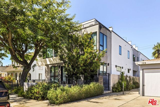 4180 Duquesne Avenue 3, Culver City, CA 90232