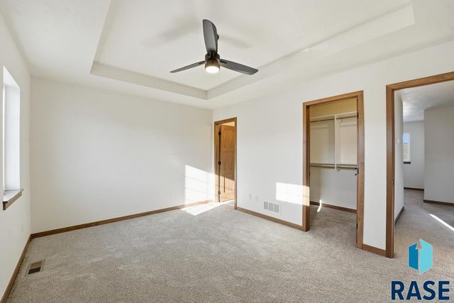 1263 N Marion Rd Road 2, Sioux Falls, SD 57107