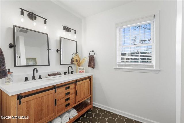 25 Community Place, Long Branch, NJ 07740