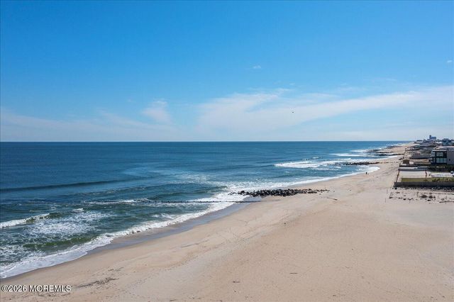 25 Community Place, Long Branch, NJ 07740