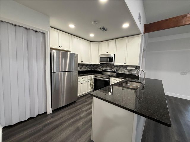 4999 DOVER CIR, Orlando, FL 32807