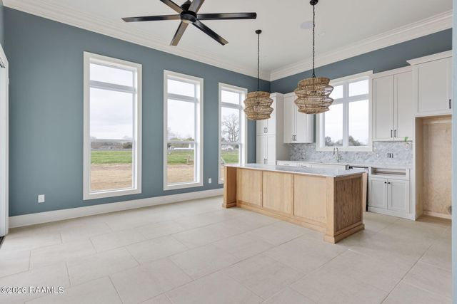 115 Retreat Street, Broussard, LA 70518