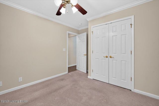 6601 Renate Rd, Louisville, KY 40291