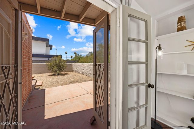 510 S Country Club Road, Tucson, AZ 85716