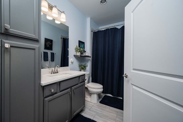 2664 Stonecenter Ln, Murfreesboro, TN 37128