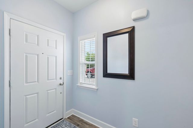 2664 Stonecenter Ln, Murfreesboro, TN 37128