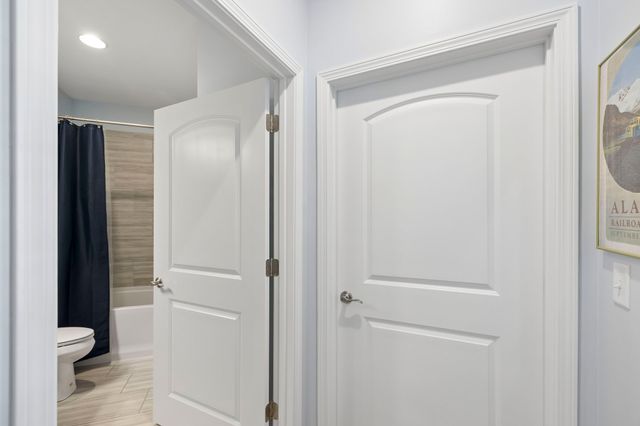2664 Stonecenter Ln, Murfreesboro, TN 37128