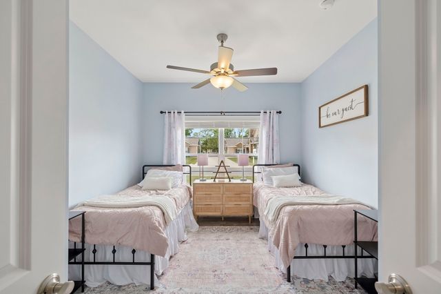 2664 Stonecenter Ln, Murfreesboro, TN 37128