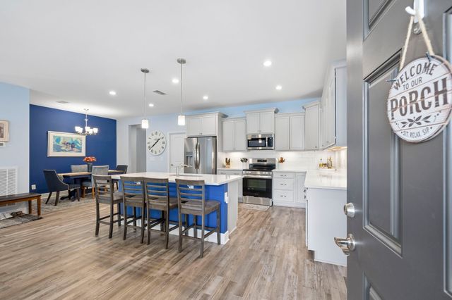 2664 Stonecenter Ln, Murfreesboro, TN 37128