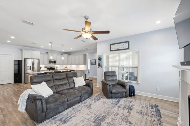 2664 Stonecenter Ln, Murfreesboro, TN 37128