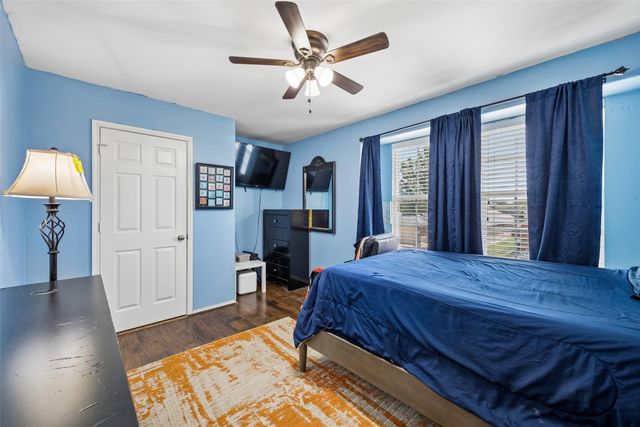 709 Bastrop Drive, Arlington, TX 76002