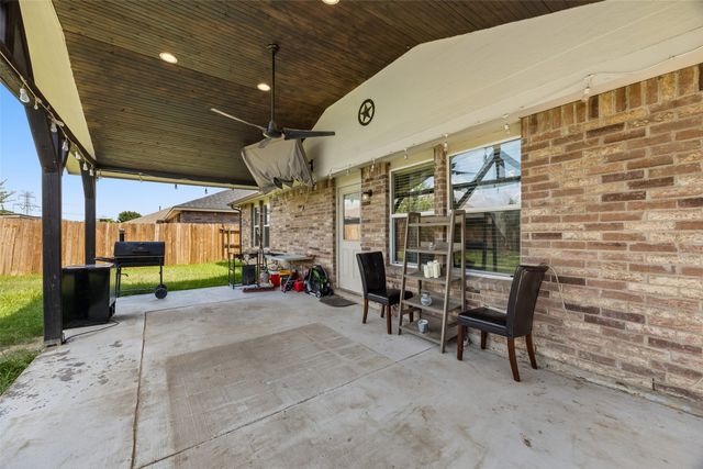 709 Bastrop Drive, Arlington, TX 76002
