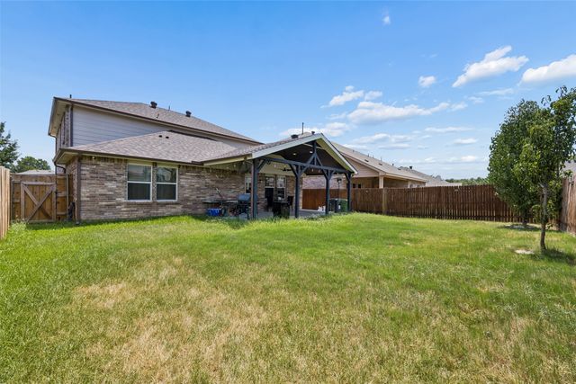 709 Bastrop Drive, Arlington, TX 76002