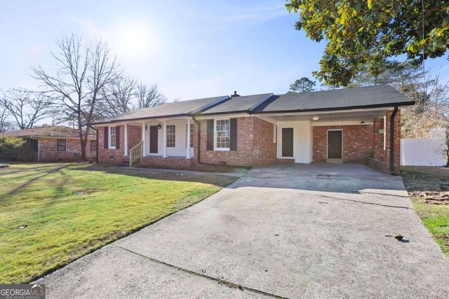 6541 Debbie Sue Lane, Morrow, GA 30260