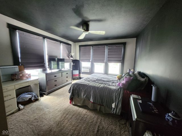 15 N Miller Street, Shelbyville, IN 46176