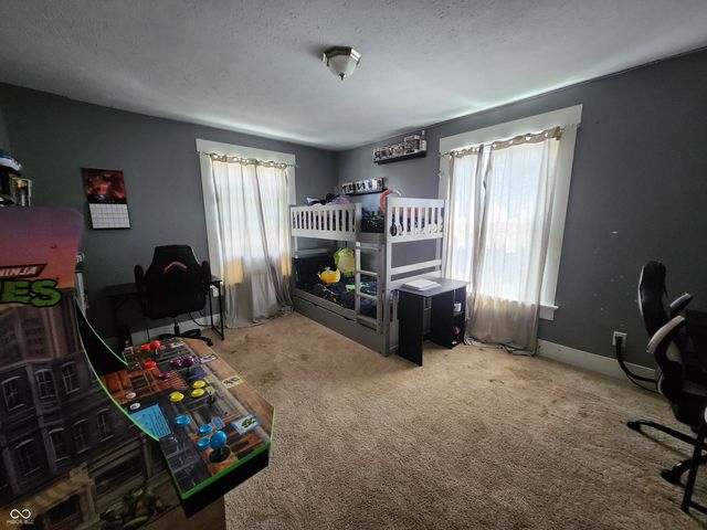 15 N Miller Street, Shelbyville, IN 46176