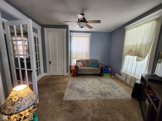 15 N Miller Street, Shelbyville, IN 46176