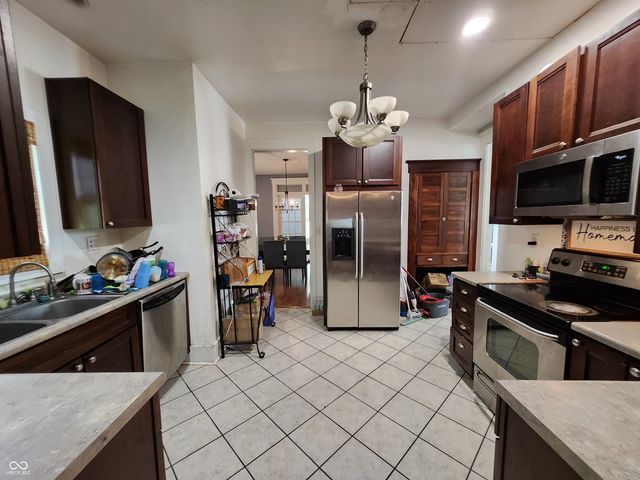 15 N Miller Street, Shelbyville, IN 46176