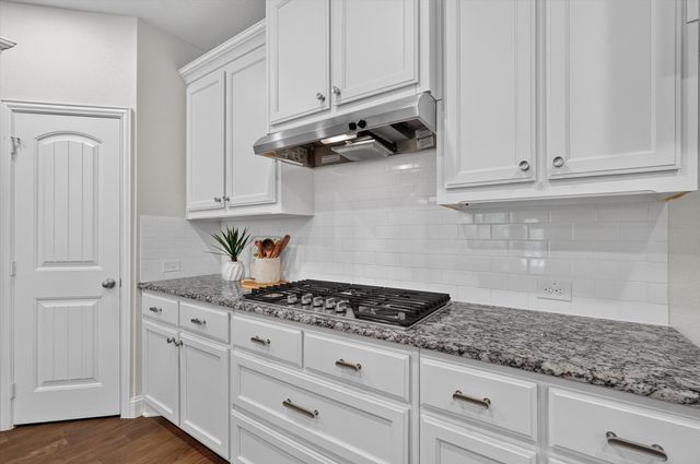 2873 Creekway Drive, Carrollton, TX 75010