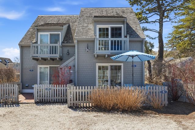 5 Hydrangea 782, Mashpee, MA 02649