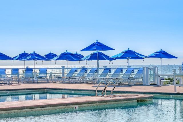 5 Hydrangea 782, Mashpee, MA 02649