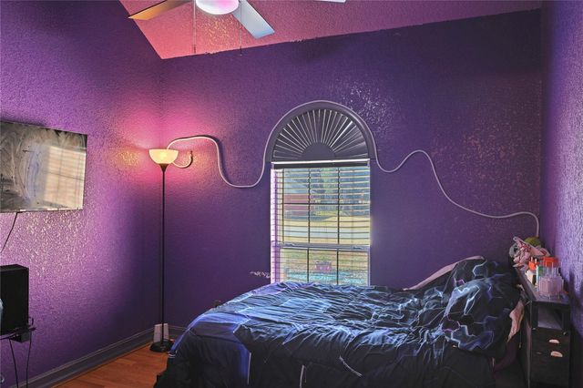 106 Mockingbird Lane, Bridge City, TX 77611