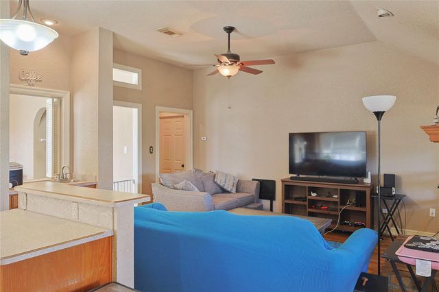 106 Mockingbird Lane, Bridge City, TX 77611