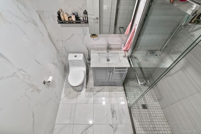 4162 Bowne Street 5A, Flushing, NY 11355