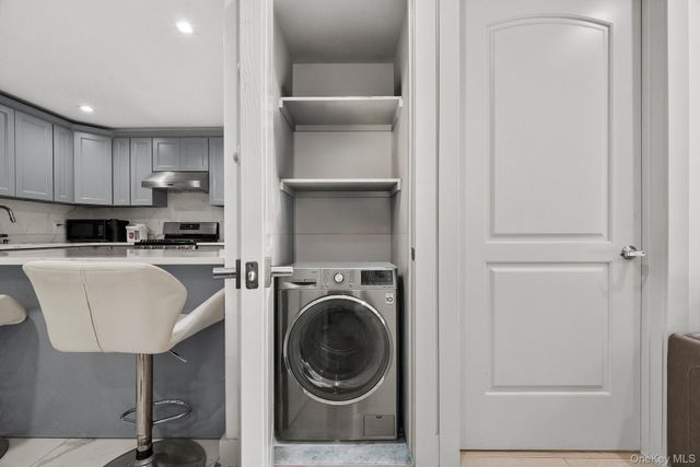 4162 Bowne Street 5A, Flushing, NY 11355