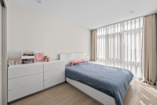 4162 Bowne Street 5A, Flushing, NY 11355