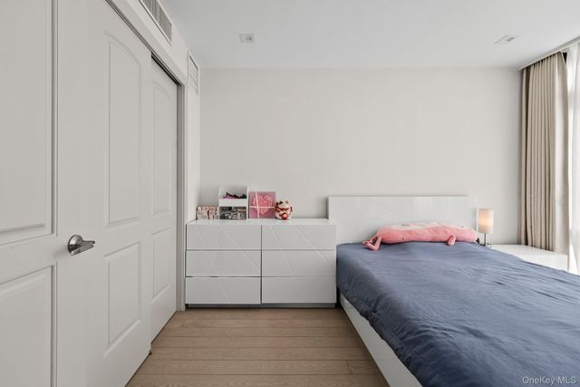 4162 Bowne Street 5A, Flushing, NY 11355