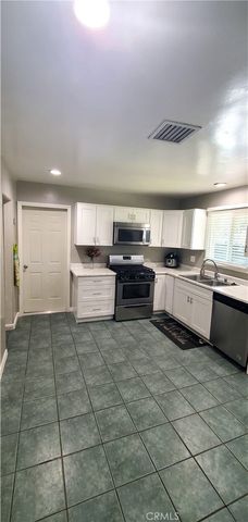 857 N Dallas Avenue, San Bernardino, CA 92410