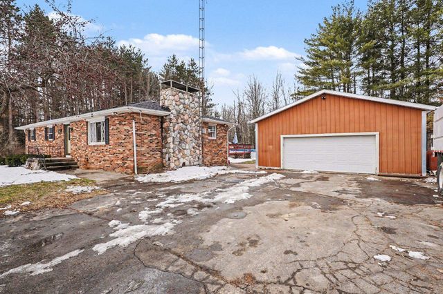 2302 Mertz Road, Caro, MI 48723